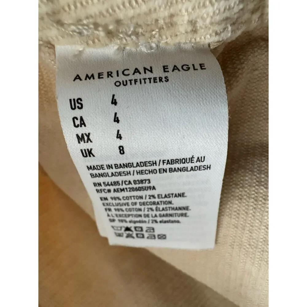 American Eagle Corduroy Shorts Size 4 Cream Super Stretch Patch Pockets #7401